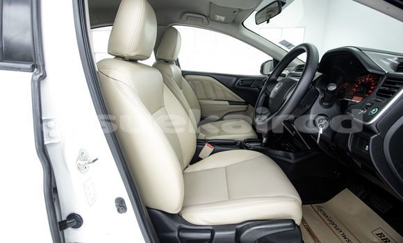 ซื้อ รถมือสอง Honda City ขาว รถยนต์ ใน %{เมือง} ใน กรุงเทพมหานคร ซื้อ รถมือสอง Honda City ขาว รถยนต์ ใน %{เมือง} ใน กรุงเทพมหานคร