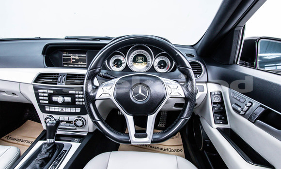 ซื้อ รถมือสอง Mercedes-Benz C-Classe สีดำ รถยนต์ ใน %{เมือง} ใน กรุงเทพมหานคร ซื้อ รถมือสอง Mercedes-Benz C-Classe สีดำ รถยนต์ ใน %{เมือง} ใน กรุงเทพมหานคร