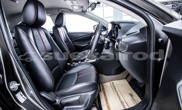 ซื้อ รถมือสอง Mazda 2 สีน้ำตาล รถยนต์ ใน %{เมือง} ใน กรุงเทพมหานคร ซื้อ รถมือสอง Mazda 2 สีน้ำตาล รถยนต์ ใน %{เมือง} ใน กรุงเทพมหานคร