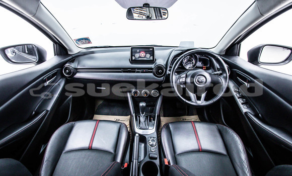 ซื้อ รถมือสอง Mazda 2 สีน้ำตาล รถยนต์ ใน %{เมือง} ใน กรุงเทพมหานคร ซื้อ รถมือสอง Mazda 2 สีน้ำตาล รถยนต์ ใน %{เมือง} ใน กรุงเทพมหานคร