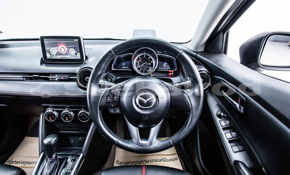 ซื้อ รถมือสอง Mazda 2 สีน้ำตาล รถยนต์ ใน %{เมือง} ใน กรุงเทพมหานคร ซื้อ รถมือสอง Mazda 2 สีน้ำตาล รถยนต์ ใน %{เมือง} ใน กรุงเทพมหานคร