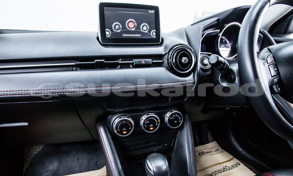 ซื้อ รถมือสอง Mazda 2 สีน้ำตาล รถยนต์ ใน %{เมือง} ใน กรุงเทพมหานคร ซื้อ รถมือสอง Mazda 2 สีน้ำตาล รถยนต์ ใน %{เมือง} ใน กรุงเทพมหานคร