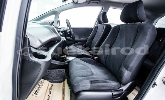 Buy Used Honda Jazz White Car in Bangkok in Bangkok Buy Used Honda Jazz White Car in Bangkok in Bangkok