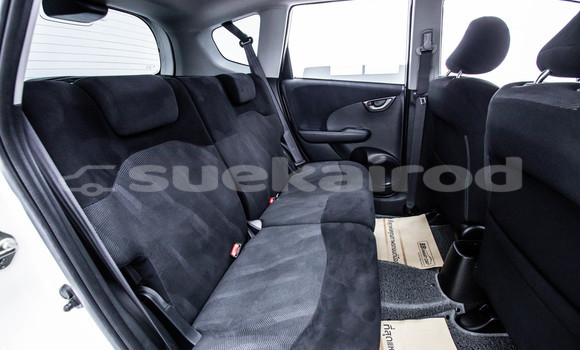 Buy Used Honda Jazz White Car in Bangkok in Bangkok Buy Used Honda Jazz White Car in Bangkok in Bangkok