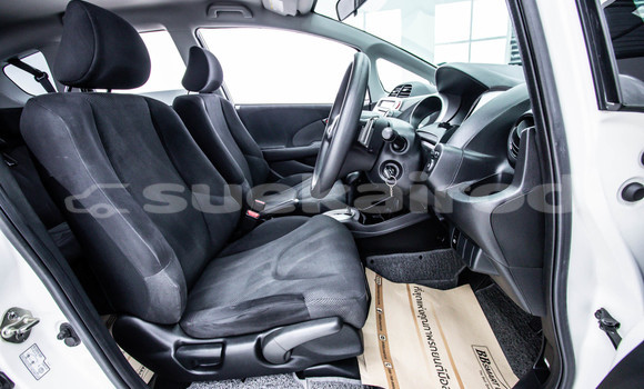 Buy Used Honda Jazz White Car in Bangkok in Bangkok Buy Used Honda Jazz White Car in Bangkok in Bangkok