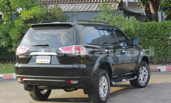 ซื้อ รถมือสอง Mitsubishi Pajero Sport สีดำ รถยนต์ ใน %{เมือง} ใน กรุงเทพมหานคร ซื้อ รถมือสอง Mitsubishi Pajero Sport สีดำ รถยนต์ ใน %{เมือง} ใน กรุงเทพมหานคร