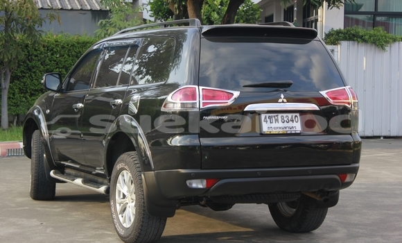 ซื้อ รถมือสอง Mitsubishi Pajero Sport สีดำ รถยนต์ ใน %{เมือง} ใน กรุงเทพมหานคร ซื้อ รถมือสอง Mitsubishi Pajero Sport สีดำ รถยนต์ ใน %{เมือง} ใน กรุงเทพมหานคร