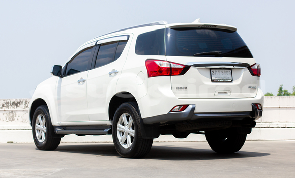 ซื้อ รถมือสอง Isuzu MU-X ขาว รถยนต์ ใน %{เมือง} ใน กรุงเทพมหานคร ซื้อ รถมือสอง Isuzu MU-X ขาว รถยนต์ ใน %{เมือง} ใน กรุงเทพมหานคร