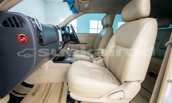 Buy Used Isuzu MU-7 White Car in Bangkok in Bangkok Buy Used Isuzu MU-7 White Car in Bangkok in Bangkok