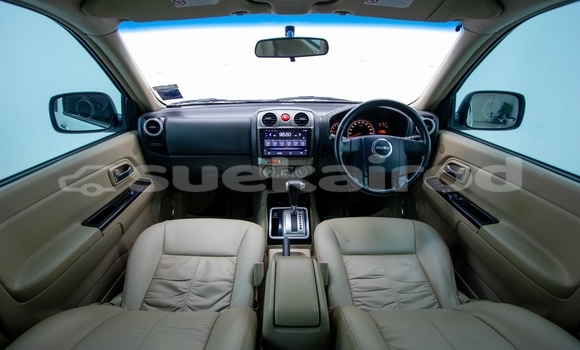 Buy Used Isuzu MU-7 White Car in Bangkok in Bangkok Buy Used Isuzu MU-7 White Car in Bangkok in Bangkok