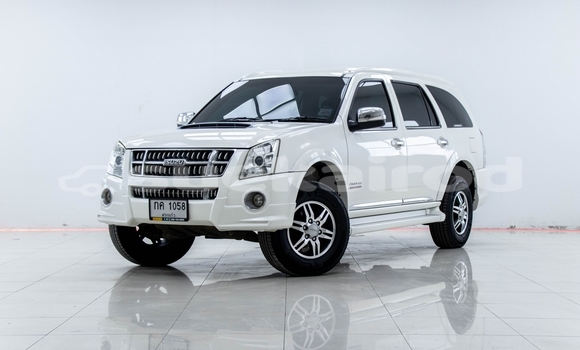 Buy Used Isuzu MU-7 White Car in Bangkok in Bangkok Buy Used Isuzu MU-7 White Car in Bangkok in Bangkok
