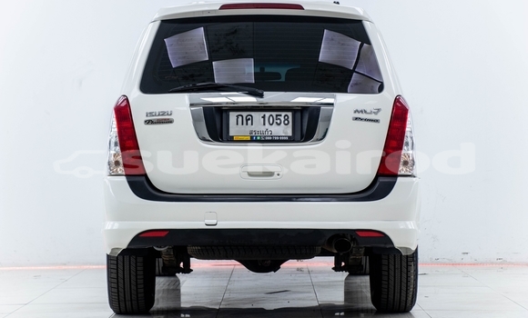 Buy Used Isuzu MU-7 White Car in Bangkok in Bangkok Buy Used Isuzu MU-7 White Car in Bangkok in Bangkok