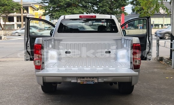 Buy Used Chevrolet Corolado Other Car in Bangkok in Bangkok Buy Used Chevrolet Corolado Other Car in Bangkok in Bangkok