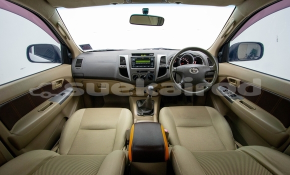 Buy Used Toyota Hiluxe VIGO White Car in Bangkok in Bangkok Buy Used Toyota Hiluxe VIGO White Car in Bangkok in Bangkok