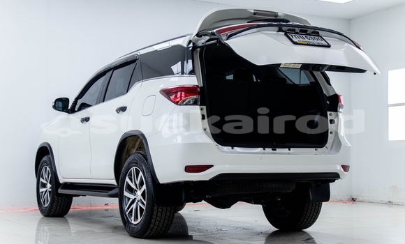 ซื้อ รถมือสอง Toyota Fortuner ขาว รถยนต์ ใน %{เมือง} ใน กรุงเทพมหานคร ซื้อ รถมือสอง Toyota Fortuner ขาว รถยนต์ ใน %{เมือง} ใน กรุงเทพมหานคร