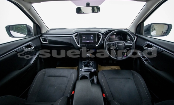 Buy Used Isuzu D-Max White Car in Bangkok in Bangkok Buy Used Isuzu D-Max White Car in Bangkok in Bangkok