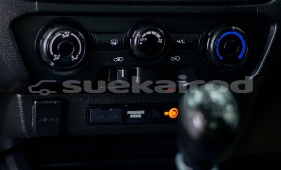 Buy Used Isuzu D-Max White Car in Bangkok in Bangkok Buy Used Isuzu D-Max White Car in Bangkok in Bangkok