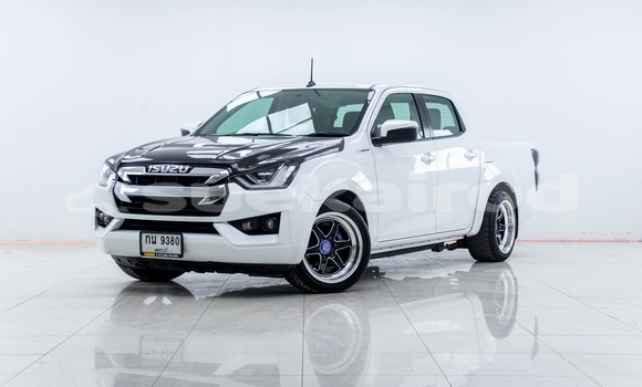 Buy Used Isuzu D-Max White Car in Bangkok in Bangkok Buy Used Isuzu D-Max White Car in Bangkok in Bangkok