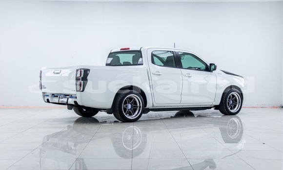 Buy Used Isuzu D-Max White Car in Bangkok in Bangkok Buy Used Isuzu D-Max White Car in Bangkok in Bangkok