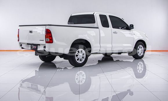 ซื้อ รถมือสอง Toyota Hiluxe VIGO ขาว รถยนต์ ใน %{เมือง} ใน กรุงเทพมหานคร ซื้อ รถมือสอง Toyota Hiluxe VIGO ขาว รถยนต์ ใน %{เมือง} ใน กรุงเทพมหานคร