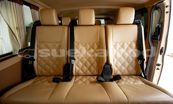 ซื้อ รถมือสอง Toyota Hiace เงิน รถยนต์ ใน %{เมือง} ใน กรุงเทพมหานคร ซื้อ รถมือสอง Toyota Hiace เงิน รถยนต์ ใน %{เมือง} ใน กรุงเทพมหานคร