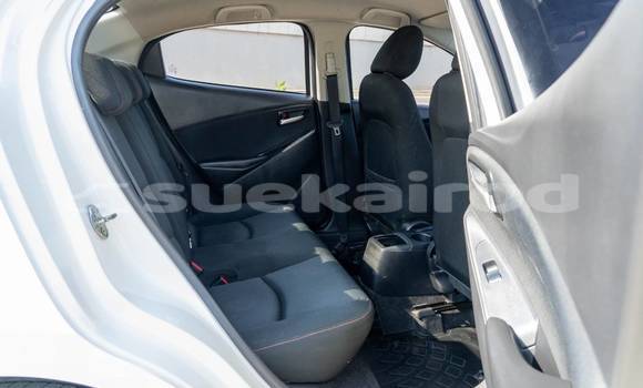 ซื้อ รถมือสอง Mazda 2 ขาว รถยนต์ ใน %{เมือง} ใน กรุงเทพมหานคร ซื้อ รถมือสอง Mazda 2 ขาว รถยนต์ ใน %{เมือง} ใน กรุงเทพมหานคร