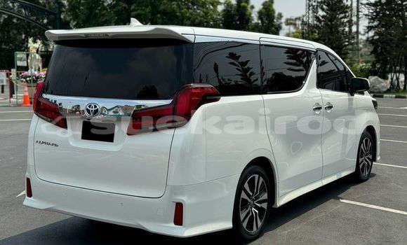 ซื้อ รถมือสอง Toyota Alphard ขาว รถยนต์ ใน %{เมือง} ใน กรุงเทพมหานคร ซื้อ รถมือสอง Toyota Alphard ขาว รถยนต์ ใน %{เมือง} ใน กรุงเทพมหานคร