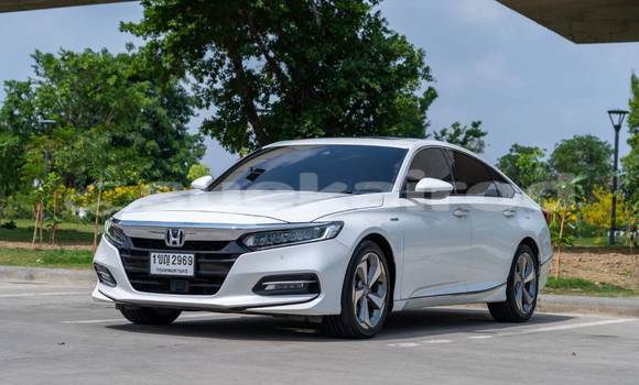 Buy Used Honda Accord White Car in Bangkok in Bangkok Buy Used Honda Accord White Car in Bangkok in Bangkok