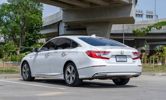 Buy Used Honda Accord White Car in Bangkok in Bangkok Buy Used Honda Accord White Car in Bangkok in Bangkok