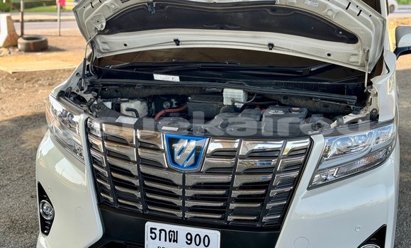 Buy Used Toyota Alphard White Car in Bangkok in Bangkok Buy Used Toyota Alphard White Car in Bangkok in Bangkok