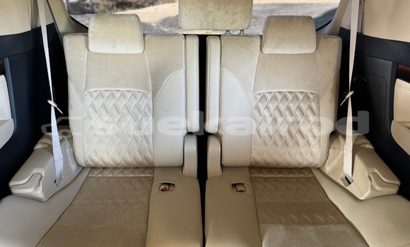 Buy Used Toyota Alphard White Car in Bangkok in Bangkok Buy Used Toyota Alphard White Car in Bangkok in Bangkok