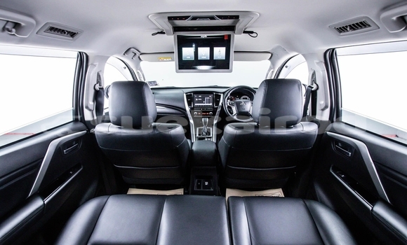 Buy Used Mitsubishi Pajero Sport Other Car in Bangkok in Bangkok Buy Used Mitsubishi Pajero Sport Other Car in Bangkok in Bangkok