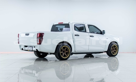 ซื้อ รถมือสอง Isuzu D-Max ขาว รถยนต์ ใน %{เมือง} ใน กรุงเทพมหานคร ซื้อ รถมือสอง Isuzu D-Max ขาว รถยนต์ ใน %{เมือง} ใน กรุงเทพมหานคร