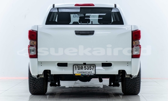 ซื้อ รถมือสอง Isuzu D-Max ขาว รถยนต์ ใน %{เมือง} ใน กรุงเทพมหานคร ซื้อ รถมือสอง Isuzu D-Max ขาว รถยนต์ ใน %{เมือง} ใน กรุงเทพมหานคร