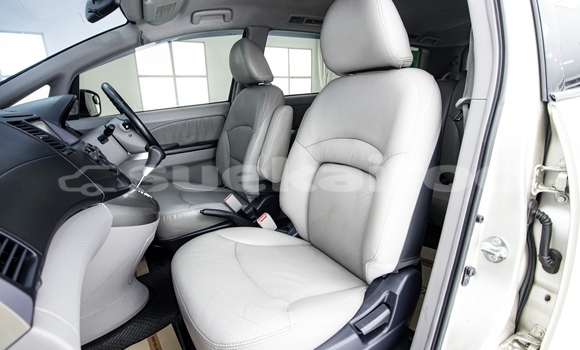 Buy Used Mitsubishi Space Wagon Brown Car in Bangkok in Bangkok Buy Used Mitsubishi Space Wagon Brown Car in Bangkok in Bangkok