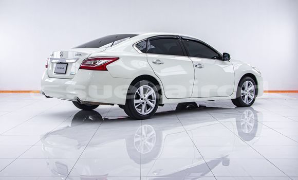 Buy Used Nissan Teana White Car in Bangkok in Bangkok Buy Used Nissan Teana White Car in Bangkok in Bangkok