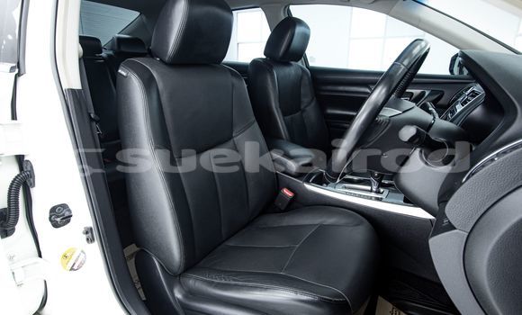 Buy Used Nissan Teana White Car in Bangkok in Bangkok Buy Used Nissan Teana White Car in Bangkok in Bangkok