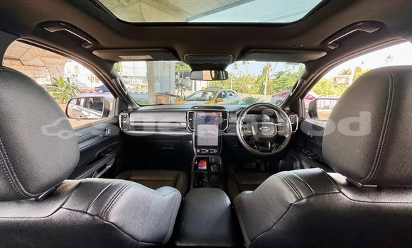 Buy Used Ford Everest Black Car in Bangkok in Bangkok Buy Used Ford Everest Black Car in Bangkok in Bangkok