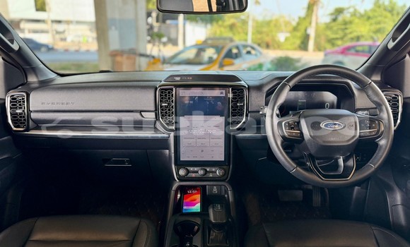 Buy Used Ford Everest Black Car in Bangkok in Bangkok Buy Used Ford Everest Black Car in Bangkok in Bangkok