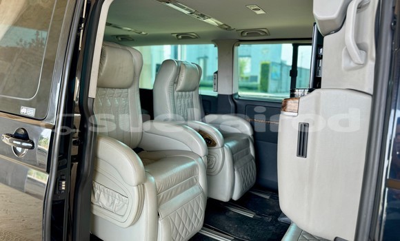 Buy Used Volkswagen Caravelle Black Car in Bangkok in Bangkok Buy Used Volkswagen Caravelle Black Car in Bangkok in Bangkok