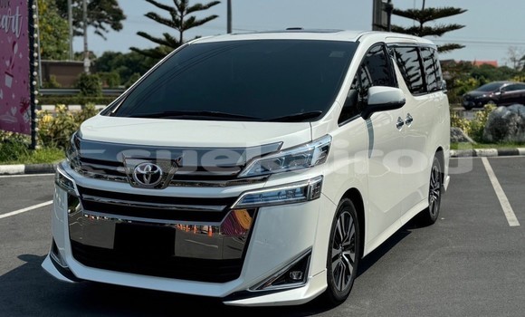Buy Used Toyota Vellfire White Car in Bangkok in Bangkok Buy Used Toyota Vellfire White Car in Bangkok in Bangkok