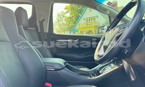 Buy Used Toyota Vellfire White Car in Bangkok in Bangkok Buy Used Toyota Vellfire White Car in Bangkok in Bangkok
