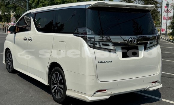 Buy Used Toyota Vellfire White Car in Bangkok in Bangkok Buy Used Toyota Vellfire White Car in Bangkok in Bangkok