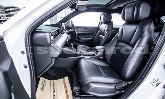 Buy Used Honda HR-V White Car in Bangkok in Bangkok Buy Used Honda HR-V White Car in Bangkok in Bangkok