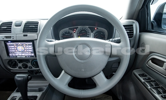 Buy Used Isuzu MU-7 White Car in Bangkok in Bangkok Buy Used Isuzu MU-7 White Car in Bangkok in Bangkok