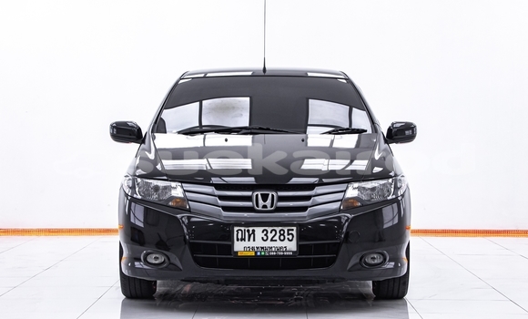 ซื้อ รถมือสอง Honda City สีดำ รถยนต์ ใน %{เมือง} ใน กรุงเทพมหานคร