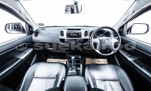 Buy Used Toyota Hiluxe VIGO White Car in Bangkok in Bangkok Buy Used Toyota Hiluxe VIGO White Car in Bangkok in Bangkok