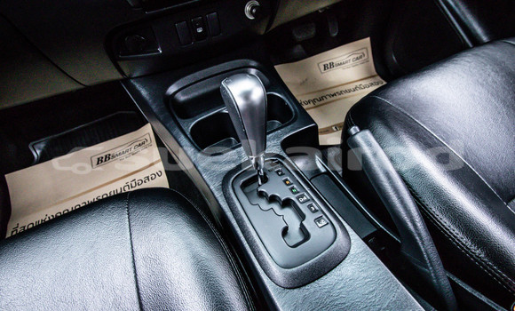 Buy Used Toyota Hiluxe VIGO White Car in Bangkok in Bangkok Buy Used Toyota Hiluxe VIGO White Car in Bangkok in Bangkok