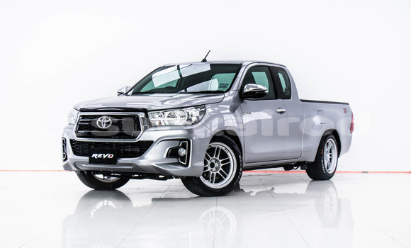 Buy Used Toyota Hiluxe Revo Other Car in Bangkok in Bangkok