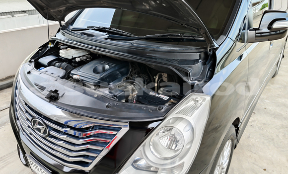 Buy Used Hyundai Grand Starex Black Car in Bangkok in Bangkok Buy Used Hyundai Grand Starex Black Car in Bangkok in Bangkok